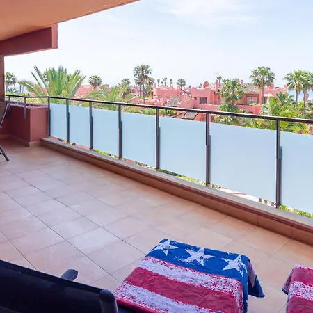 Apartment Beachside With Sea View *