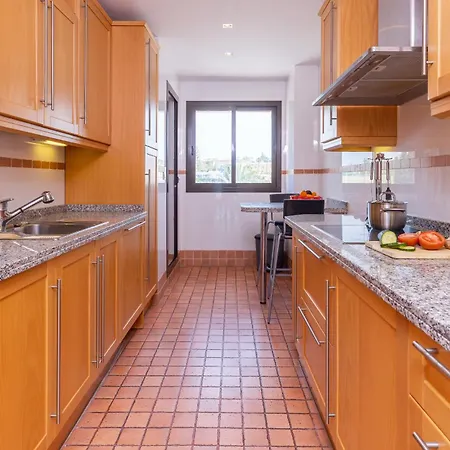 Apartment Beachside With Sea View Estepona