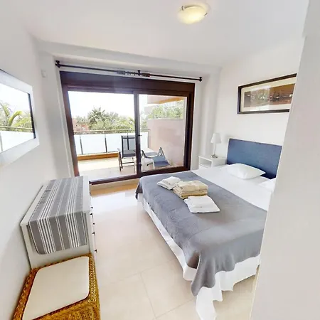Beachside With Sea View * Estepona